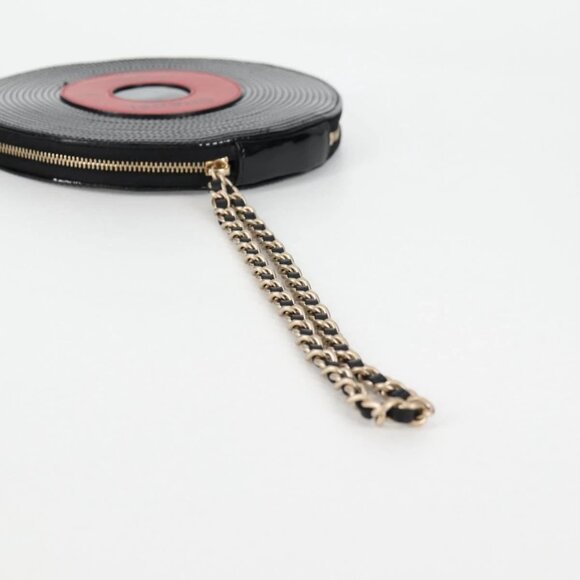 CHANEL Pouch Patent leather Black CC Auth 136541M - Picture 8 of 14